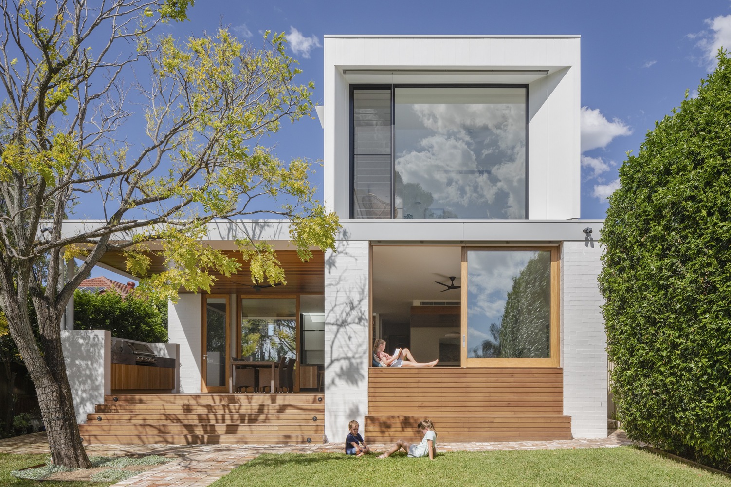 欣赏远处海港创造温馨的家庭住宅设计 - 戈者设计 | 戈者设计