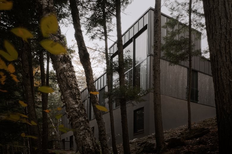 在树梢间谱建筑与自然的和谐乐章亲生物细节度假屋设计 建筑鉴赏 第5张
